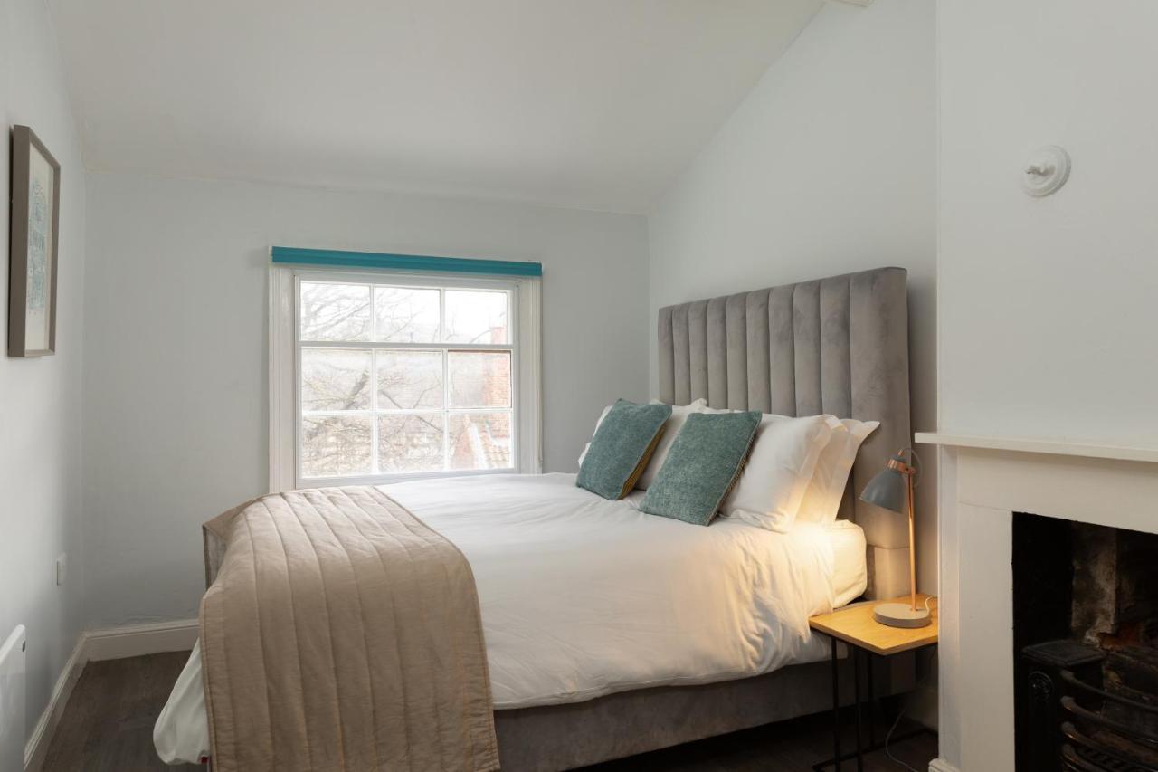 The Falcon Tap Boutique Inn York Extérieur photo